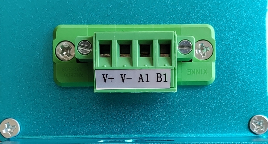 4.信號(hào)輸出 信號(hào)輸出：RS485 （MODBUS RTU）輸出。 接口定義：采用 4 芯的 2.54 間距的插座作為用戶接口。J2 為 485 接口，端子定義為：VCC GND	A	B 注：當(dāng)模組為冷啟動(dòng)時(shí)，開機(jī)后二分鐘內(nèi)數(shù)字輸出與模擬輸出的濃度值信號(hào)不作為測(cè)量依據(jù)。